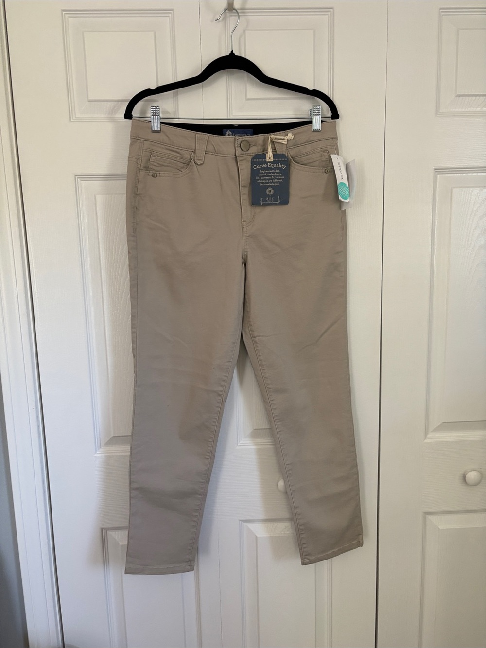 Democracy Straight-Leg Jeans in Beige